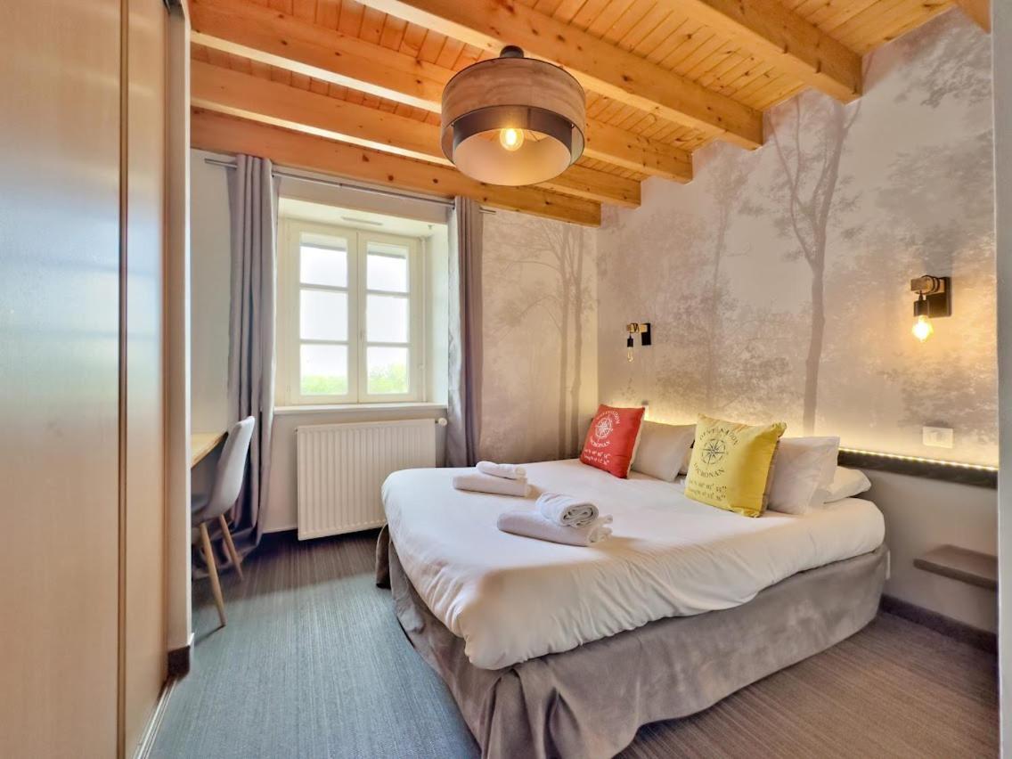 Logis Le Prieure Hotel Locronan Buitenkant foto